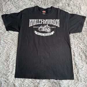Harley Davidson Tshirt Mens Large Black Motorcycle Iron Rebel Las Vegas Skulls